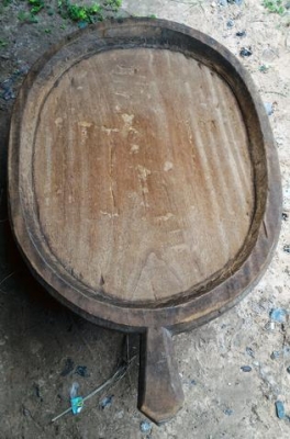 กระโบมโบราณ ขนาดใหญ่ m09 รูปวงรีสวยงามมากๆ แกะมือจากไม้เนื้อแข็ง มีชิ้นเดียวในโลก