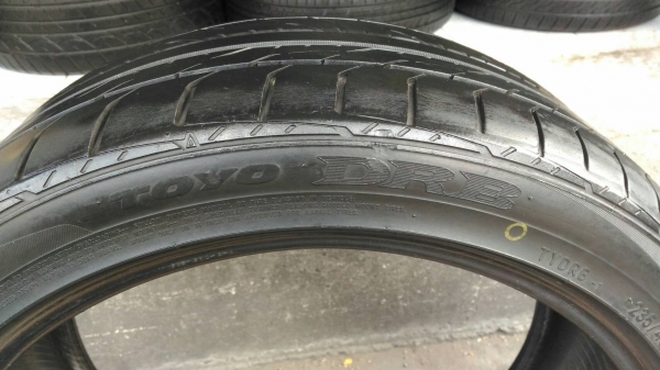 TOYO DRB 235/40R18 TOYO DRB 235/40R18