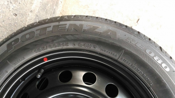 กะทะTOYOTA+Bridgestone RE080 185/60R15 กะทะTOYOTA+Bridgestone RE080 185/60R15