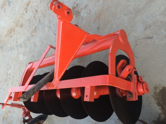 18900บาทครับ ผาน6x24นิ้วLCS ลูกปืนแน่นๆโครงใหญ่ๆหนาๆแข็งแรง ไถได้ลึกขายถูกๆเลยครับ