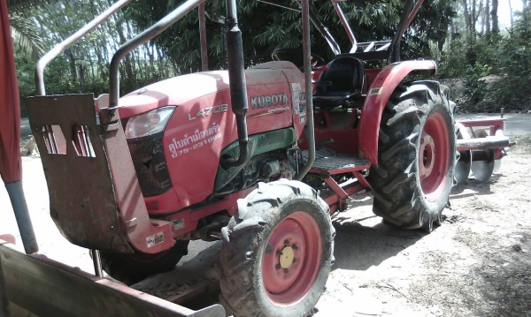 ขายรถไถคูโบต้า  L4708  เล่มทะเบียนพร้อม