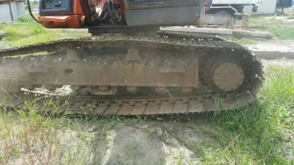 ขายครับ HITACHI zx200-1 เครื่องดี ปั๊มดี เอวแน่น โซ่หนา ระบบไฟฟ้าครบ พร้อมใช้งาน ไมล์ชม 10,xxx เอกสารอินวอยซ์