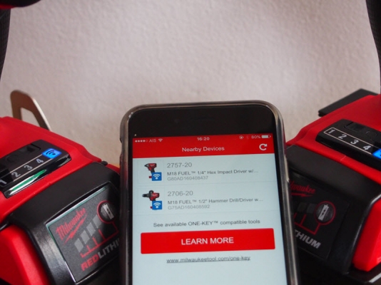 สว่านไร้สายแบ็ต5แอมป์ Model 2016 Milwaukee 2796-22 เชื่อมต่อมือถือได้ สว่านไร้สายแบ็ต5แอมป์ Model 2016 Milwaukee 2796-22 เชื่อมต่อมือถือได้