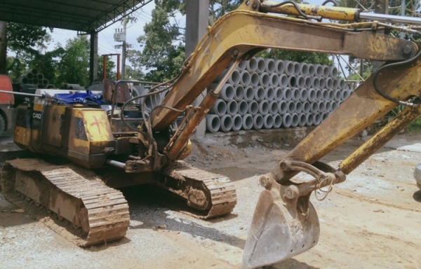 KOMATSU PC 40-6 รถพร้อมทำงานได้เลยครับ เครื่องยนต์เดิมปั๊มเดิม แรงดีแห้งดีมากครับ ช่วงล่างเต็ม ทำงานคล่องตัวสุดๆครับ เอกสารสัญญาซื้อขาย ราคาต่อรองได้ครับ KOMATSU PC 40-6 รถพร้อมทำงานได้เลยครับ เครื่องยนต์เดิมปั๊มเดิม แรงดีแห้งดีมากครับ ช่วงล่างเต็ม ทำงานคล่องตัวสุดๆครับ เอกสารสัญญาซื้อขาย ราคาต่อรองได้ครับ