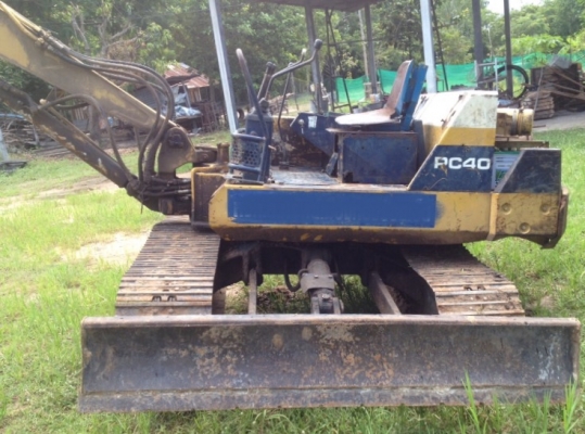 KOMATSU PC 40-6 รถพร้อมทำงานได้เลยครับ เครื่องยนต์เดิมปั๊มเดิม แรงดีแห้งดีมากครับ ช่วงล่างเต็ม ทำงานคล่องตัวสุดๆครับ เอกสารสัญญาซื้อขาย ราคาต่อรองได้ครับ KOMATSU PC 40-6 รถพร้อมทำงานได้เลยครับ เครื่องยนต์เดิมปั๊มเดิม แรงดีแห้งดีมากครับ ช่วงล่างเต็ม ทำงานคล่องตัวสุดๆครับ เอกสารสัญญาซื้อขาย ราคาต่อรองได้ครับ