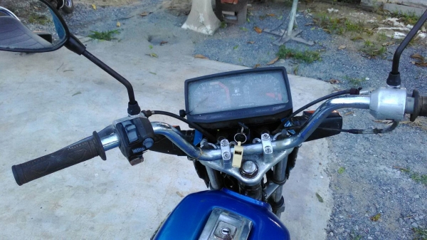 ขายถูกHonda wing125ccเดิมๆ เครื่องดีมากๆท.บเต็มปี60เอกสารโอนครบครับ