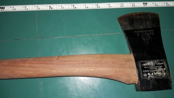 ขายขวานเสือ2ปอน HULT'S CELEBRATED AXES. MADE IN SWEDEN. ขายขวานเสือ2ปอน HULT'S CELEBRATED AXES. MADE IN SWEDEN.