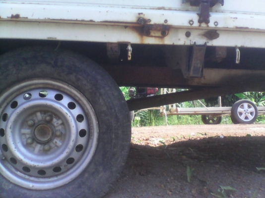 พ่วงลากเทเลอร์หกล้อพ่วงลากเทเลอร์หกล้อ