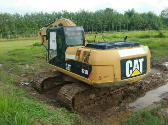 รถแบคโฮCAT 320D