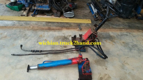 พี่หนุ่มมารับแล้วครับ ชุดพวงมาลัยเพาเวอร์ใส่รถไถฟอร์ด แบบมอเตอร์กระบอกไฮดรอลิกเลี้ยว เก่านอกครบชุดเอาไปติดตั้งได้เลย