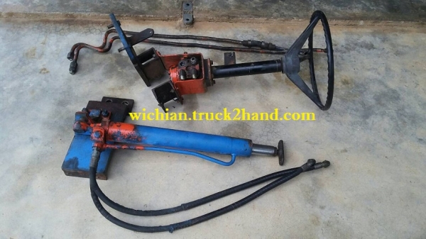 พี่หนุ่มมารับแล้วครับ ชุดพวงมาลัยเพาเวอร์ใส่รถไถฟอร์ด แบบมอเตอร์กระบอกไฮดรอลิกเลี้ยว เก่านอกครบชุดเอาไปติดตั้งได้เลย