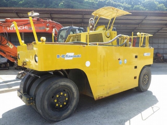 รถบด 9ล้อ KAWASAKI KR20D นำเข้าจากญี่ปุ่น สวยพร้อมใช้ โทร.086-348-2188 พง