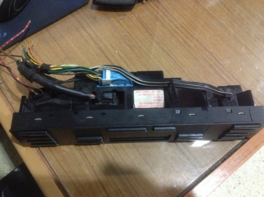 คอลโทลเเอร BMW E39 เก่าญี่ปุ่นเเท้สภาพดี คอลโทลเเอร BMW E39 เก่าญี่ปุ่นเเท้สภาพดี