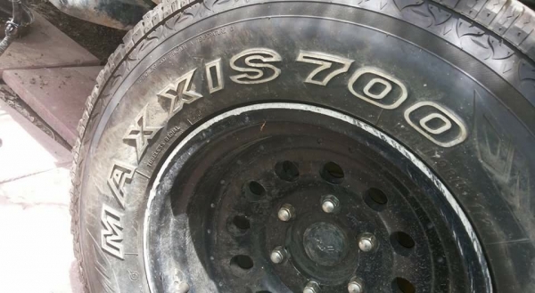 ขายยาง maxxis 700 brovo a t 245 70 16
