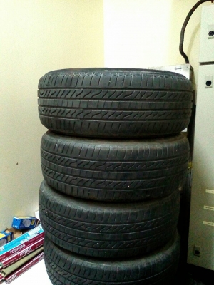 ยาง michelin primacy lc 205/60r16 ราคา ปี2012 สภาพสวยมากๆ ดอกเยอะเยอะมากๆ ไม่มีปะ ถอดจากรถแฟน ราคาถูกๆ ครับ