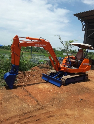 รถแบคโฮ EX 30 รถแบคโฮ EX 30