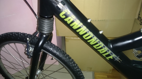 Cannondale super v700 Cannondale super v700