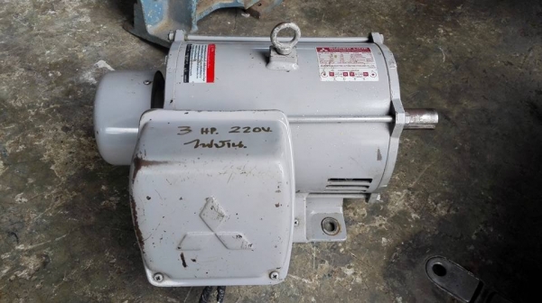 ** SOLD ** มอเตอร์ Mitsubishi 3 HP 220V รุ่น SCL-KR โฉมปัจจุบัน สภาพใหม่วิ่งนุ่มทุ่นเดิมๆมาเทสก่อนได้!!
