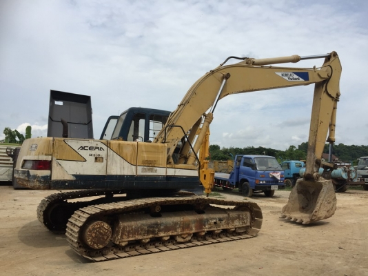 ขายรถขุด KOBELCO SK200 มาคทรี เก่านอก ขายรถขุด KOBELCO SK200 มาคทรี เก่านอก