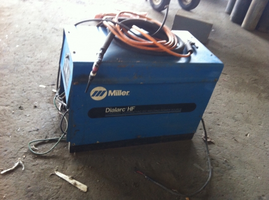 ขายตู้เชื่อม MILLERขนาดใหญ่