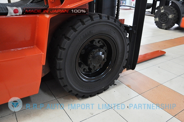 ขายรถโฟล์คลิฟท์มือสอง NISSAN รุ่น PJ02-301694 ราคา 195,000 บาท นำเข้าจากประเทศญี่ปุ่น 100\% ไม่เคยใช้งานในไทย