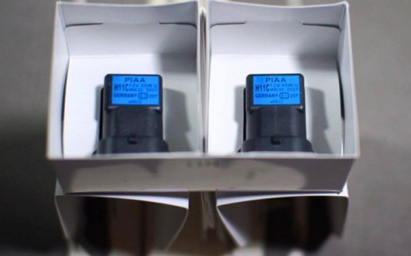 หลอด H11 PIAA ตัดหมอก หลอด H11 PIAA ตัดหมอก