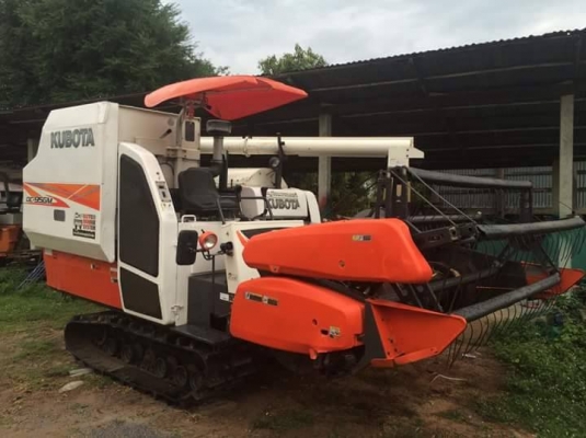 ขายรถเกี่ยวข้าว KUBOTA DC95GM ปี56 ใช้งาน1732ชั่วโมง รถสวยสภาพดีมาก ใบแท็คใหม่ทั้ง2ข้าง เครื่องดีปั้มดีพร้อมลุยงาน เอกสารเล่มทะเบียนพร้อมโอน ราคา650,000 สนใจโทร 090-8588220คุณนะ 093-3258446คุณบิว หรือเข้าดูสินค้าอื่นๆได้ที่ www.narong2truck.com หรือ www.t