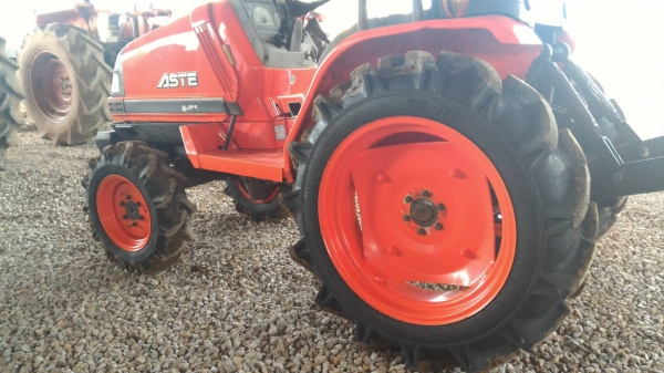 ขายรถไถ KUBOTA ASTE A195 ราคา 75,000 อ.แกลง จ.ระยอง  มีบริการขนส่งทั่วไทย DC Tractor Rayong 0818618678,0899347475 https://www.facebook.com/DC-Tractor-Rayong-3071545327&hellip;/shop&hellip; id line=081-8618678 id line=089-9347475