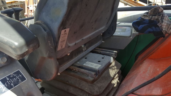 ขายขุดแบ็คโคKUBOTA KX91 พร้อมหัวแย็คปูน บุ๋งกี๋ครบ เอกสารเล่มทะเบียน สภาพพร้อมทำงาน ช่วงล่างดี บูมสวยเดิม ขายขุดแบ็คโคKUBOTA KX91 พร้อมหัวแย็คปูน บุ๋งกี๋ครบ เอกสารเล่มทะเบียน สภาพพร้อมทำงาน ช่วงล่างดี บูมสวยเดิม