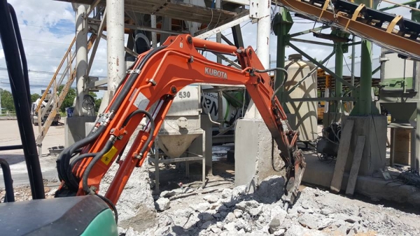 ขายขุดแบ็คโคKUBOTA KX91 พร้อมหัวแย็คปูน บุ๋งกี๋ครบ เอกสารเล่มทะเบียน สภาพพร้อมทำงาน ช่วงล่างดี บูมสวยเดิม ขายขุดแบ็คโคKUBOTA KX91 พร้อมหัวแย็คปูน บุ๋งกี๋ครบ เอกสารเล่มทะเบียน สภาพพร้อมทำงาน ช่วงล่างดี บูมสวยเดิม