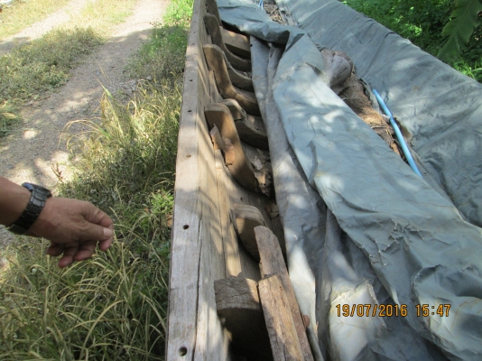 ขายครับ  เรือใหญ่ทำมือ  สนใจ  ราคาถูกๆ 081-585-6957