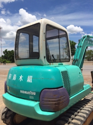 ขายรถแบคโฮ KOMATSU PC45-7 คอลโทรลสั้น ปั้มนิ้ว รถนอกนำเข้าเอง สภาพสวยพร้อมใช้งาน มีVDOการทำงานครับ