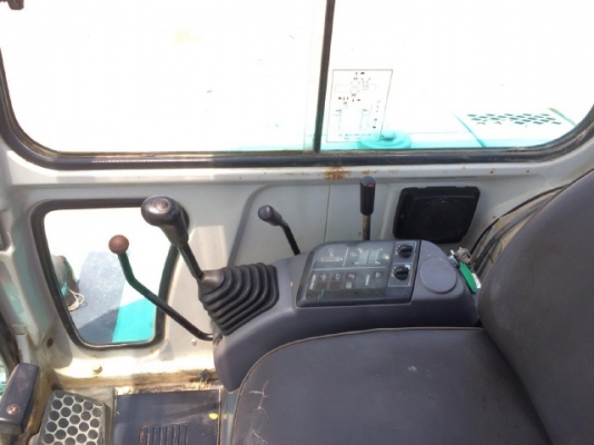 ขายรถแบคโฮ KOMATSU PC45-7 คอลโทรลสั้น ปั้มนิ้ว รถนอกนำเข้าเอง สภาพสวยพร้อมใช้งาน มีVDOการทำงานครับ