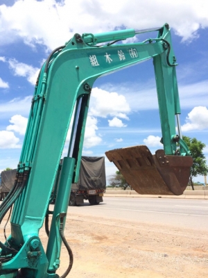 ขายรถแบคโฮ KOMATSU PC45-7 คอลโทรลสั้น ปั้มนิ้ว รถนอกนำเข้าเอง สภาพสวยพร้อมใช้งาน มีVDOการทำงานครับ