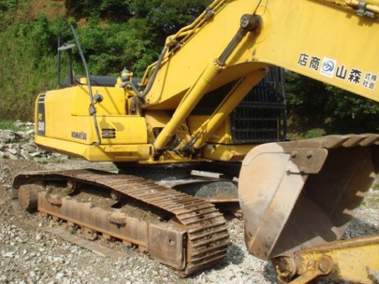KOMATSU รุ่น PC200-8 N1 ปี2012 KOMATSU รุ่น PC200-8 N1 ปี2012