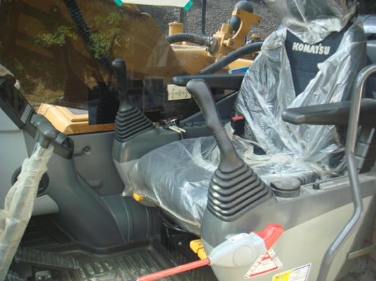 KOMATSU รุ่น PC200-8 N1 ปี2012 KOMATSU รุ่น PC200-8 N1 ปี2012