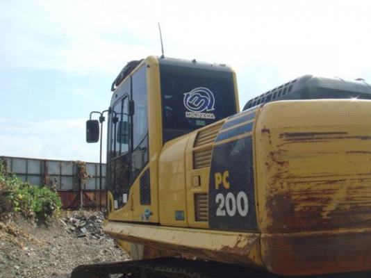 KOMATSU รุ่น PC200-8 N1 ปี2012 KOMATSU รุ่น PC200-8 N1 ปี2012