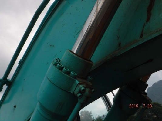 KOBELCO รุ่น SK200-8 ปี 2010 KOBELCO รุ่น SK200-8 ปี 2010