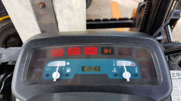 ขายด่วนรถยก TOYOTA 7FGยก1.5ตันยกสูงได้3เมตรเคื่องตัวใหม่4Yยางตัน4เส้นรถนอกเพิ่งเข้ามายังไม่เคยใช้งานในเมืองไทยเลย=รุ่นใหม่ขายถูกๆๆ