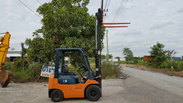 ขายด่วนรถยก TOYOTA 7FGยก1.5ตันยกสูงได้3เมตรเคื่องตัวใหม่4Yยางตัน4เส้นรถนอกเพิ่งเข้ามายังไม่เคยใช้งานในเมืองไทยเลย=รุ่นใหม่ขายถูกๆๆ