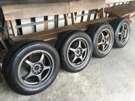 ขายแม็ก 16 4ล้อ พร้อมยาง BRIDGESTONE ปี 13 ดอกยางลึก สภาพพร้อมใช้