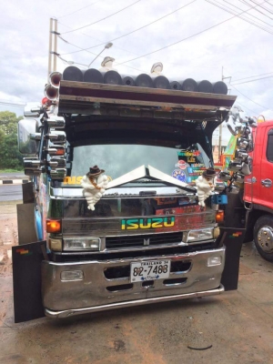 ขาย9900บาท หมวกแต่ง ของอีซุซูเดก้าของใหม่สวยๆ พร้อมอะไหล่แต่งอื่นๆอีกหลายรายการ