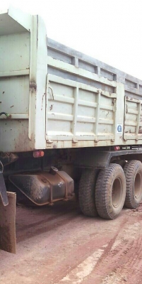 สิบล้อ ฮีโน่ FL176 HO6D195ดั้ม 2เพา สภาพดีสวยพร้อมใช้งาน ทะเบียนพร้อมโอน