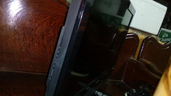 ทีวี LCD TOSHIBA 32 นิ้ว รุ่น REGZA ทีวี LCD TOSHIBA 32 นิ้ว รุ่น REGZA