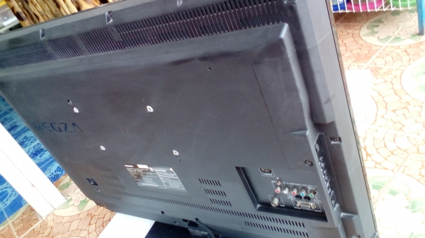 ทีวี LCD TOSHIBA 32 นิ้ว รุ่น REGZA ทีวี LCD TOSHIBA 32 นิ้ว รุ่น REGZA