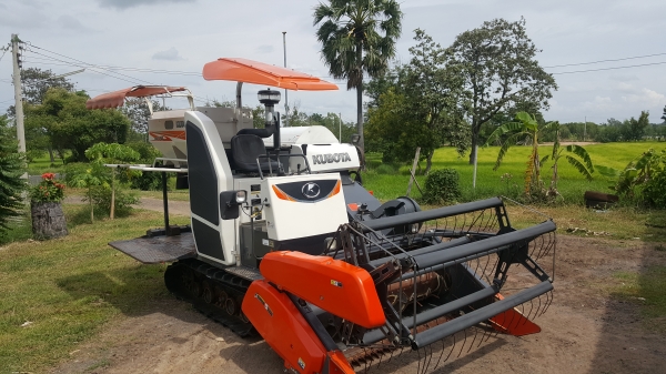 ลดสุดๆ429000 บาทขายด่วน!!Kubota DC70 ลดสุดๆ429000 บาทขายด่วน!!Kubota DC70