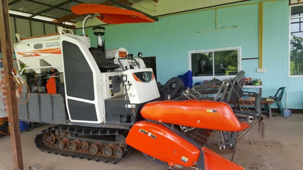 ลดสุดๆ429000 บาทขายด่วน!!Kubota DC70 ลดสุดๆ429000 บาทขายด่วน!!Kubota DC70