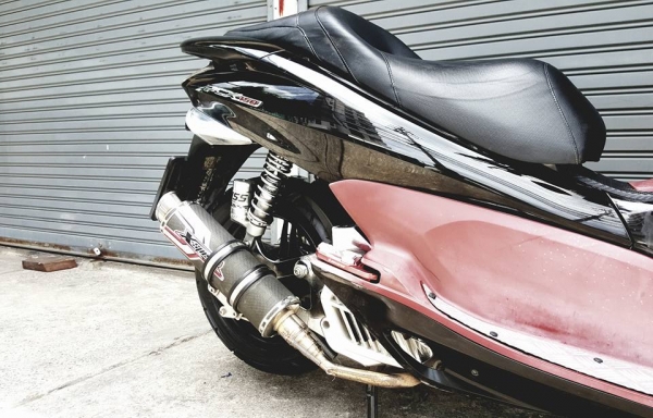 HONDA PCX 150i IDLING STOP รุ่น TOP ล้อแม็ก ของแต่งเต็ม ฟรีค่าโอน HONDA PCX 150i IDLING STOP รุ่น TOP ล้อแม็ก ของแต่งเต็ม ฟรีค่าโอน