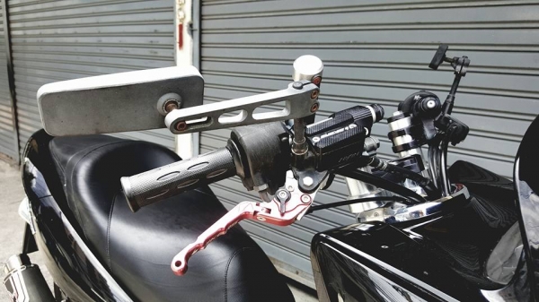 HONDA PCX 150i IDLING STOP รุ่น TOP ล้อแม็ก ของแต่งเต็ม ฟรีค่าโอน HONDA PCX 150i IDLING STOP รุ่น TOP ล้อแม็ก ของแต่งเต็ม ฟรีค่าโอน