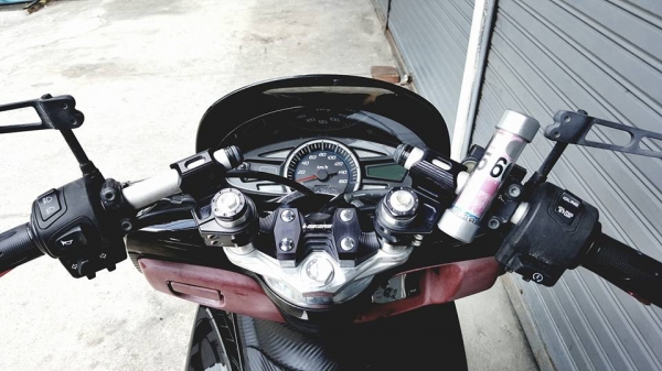 HONDA PCX 150i IDLING STOP รุ่น TOP ล้อแม็ก ของแต่งเต็ม ฟรีค่าโอน HONDA PCX 150i IDLING STOP รุ่น TOP ล้อแม็ก ของแต่งเต็ม ฟรีค่าโอน